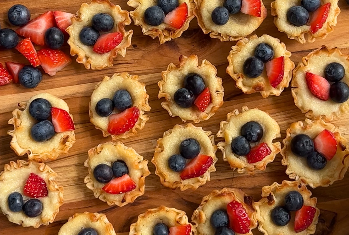 Mini Vegan Cheesecake Tarts