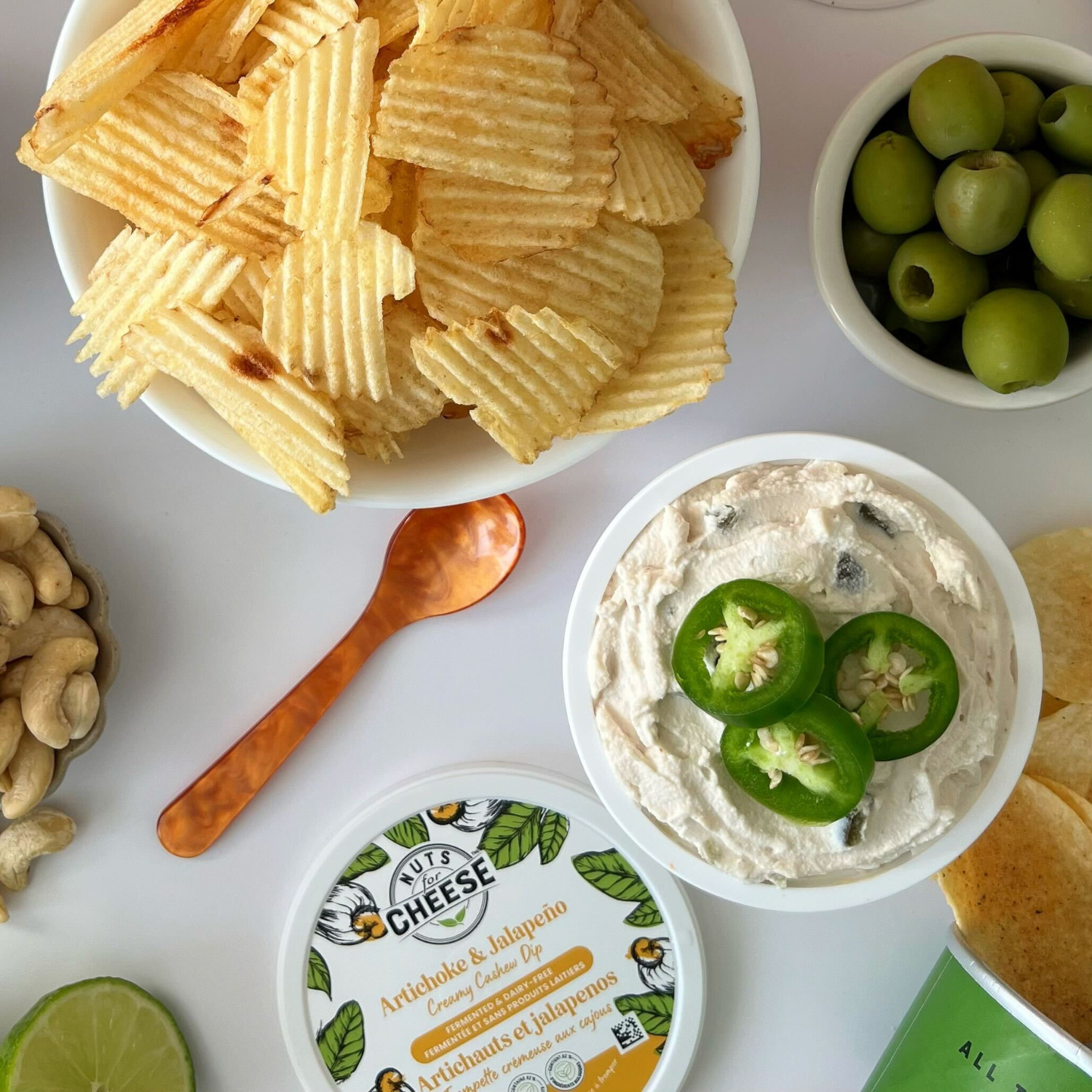 Artichoke & Jalapeño Creamy Cashew Dip